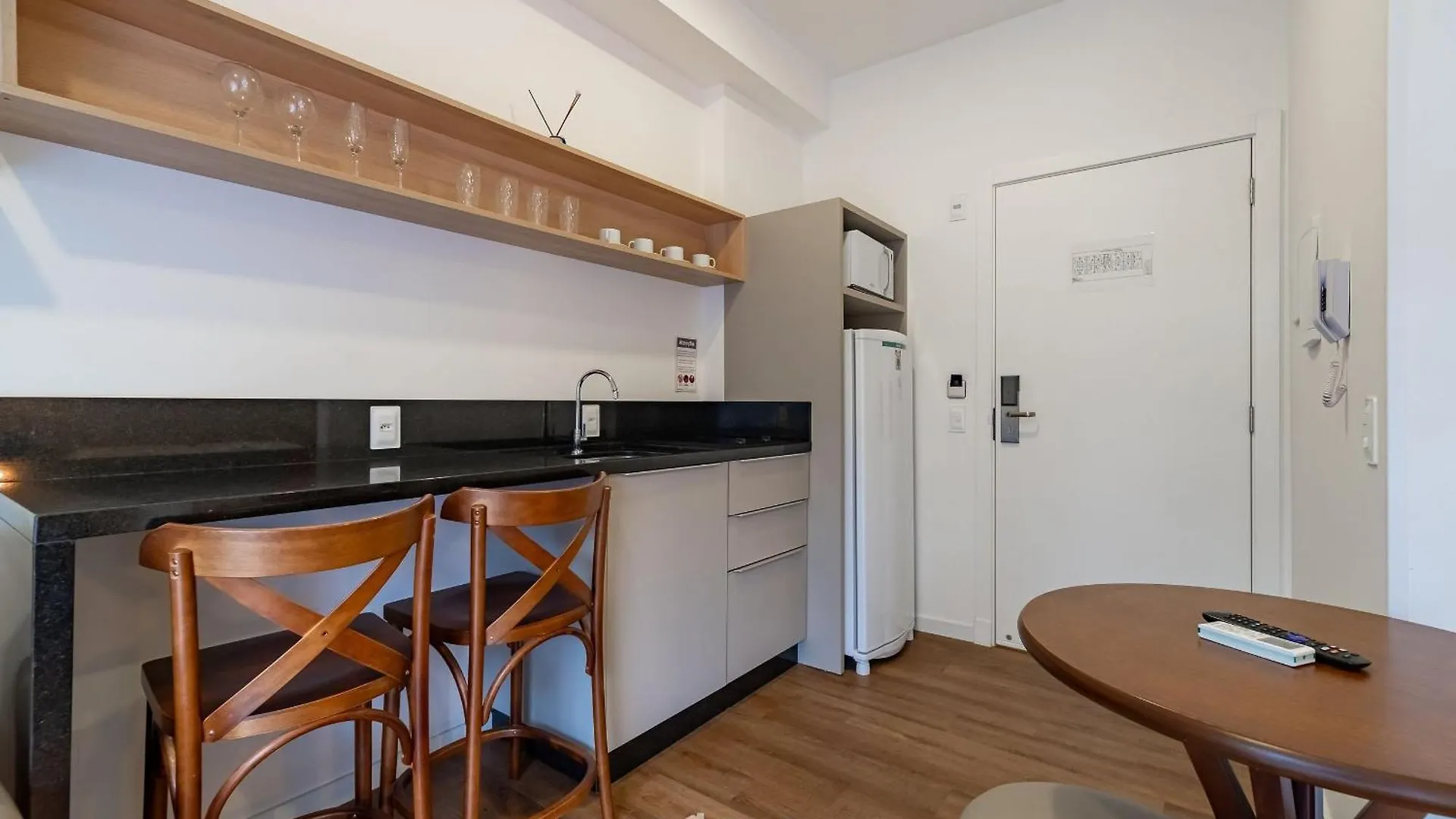 Apartment Lindos Studios Vec Bombinhas